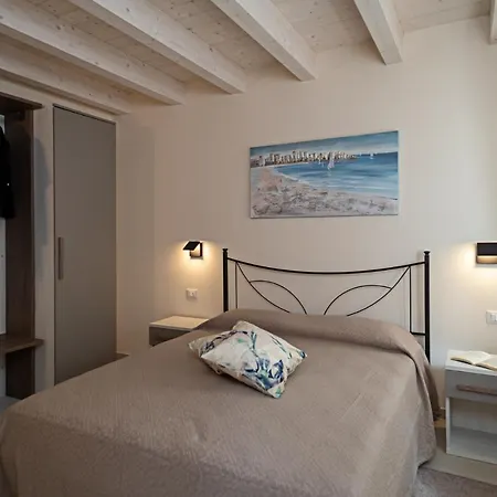 Residenza G&j - Regarda Travel Lazise