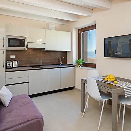 Apartment Residenza G&j - Regarda Travel *
