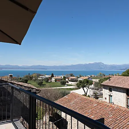 Apartment Residenza G&j - Regarda Travel