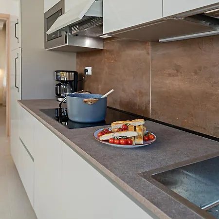 Residenza G&j - Regarda Travel