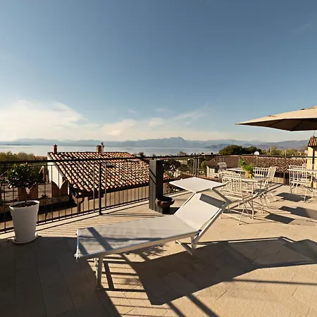 Residenza G&j - Regarda Travel Apartment *