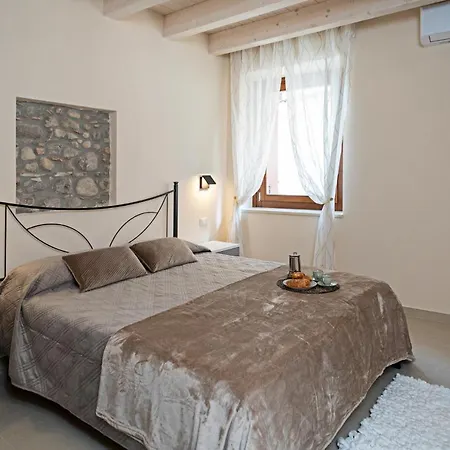 Residenza G&j - Regarda Travel Apartment Lazise