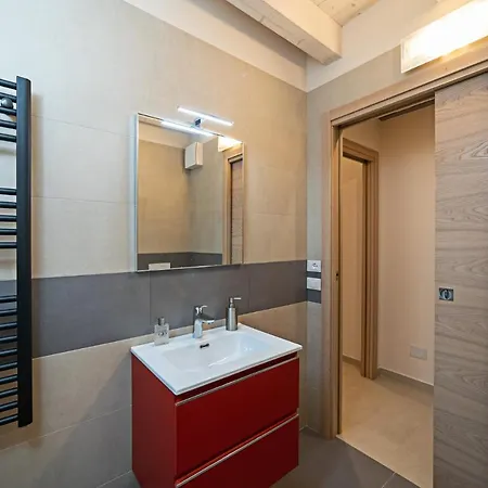 Residenza G&j - Regarda Travel Apartment