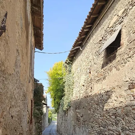 Residenza G&j - Regarda Travel Apartment