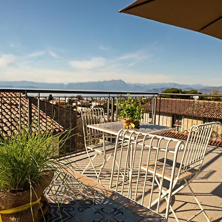 Residenza G&j - Regarda Travel