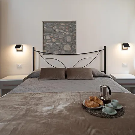 Residenza G&j - Regarda Travel *