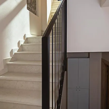 Residenza G&j - Regarda Travel *