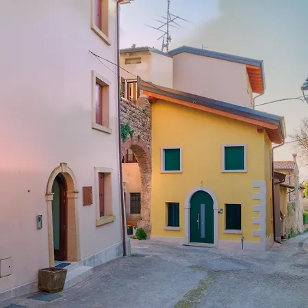 Διαμέρισμα Residenza G&j - Regarda Travel Λατζίζε
